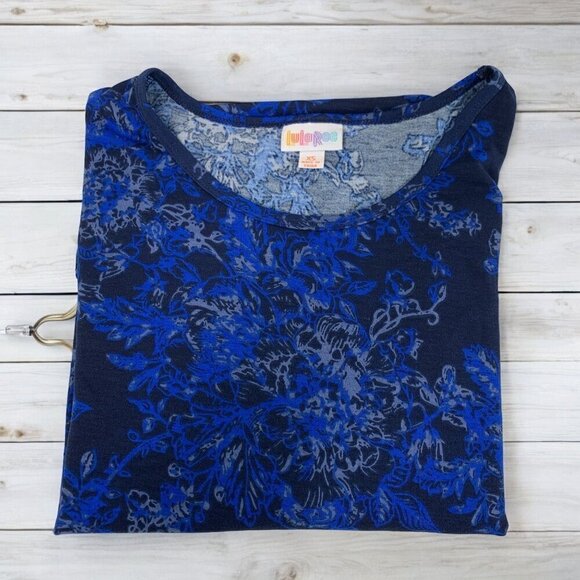 Lularoe Irma Half Sleeve Tunic High Low Polyester Blend Sz XS Blue Floral - Picture 8 of 8